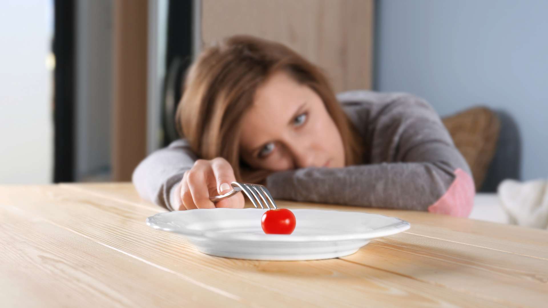 Behavioral & Eating Patterns OSFED in Patients Eating Disorder Solutions Woman Struggling to Eat