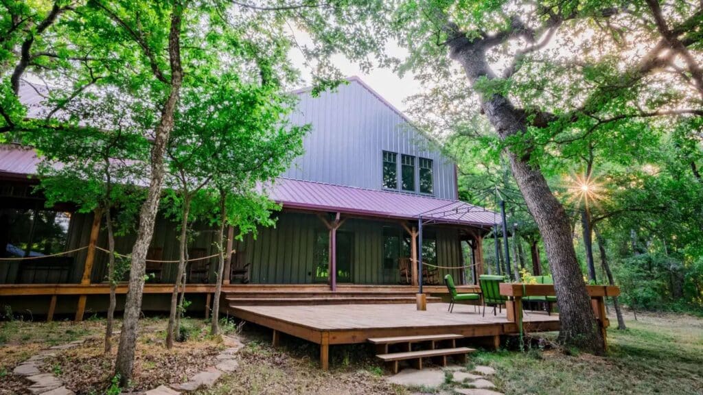 Eating Disorder Solutions Ranch Front and Patio